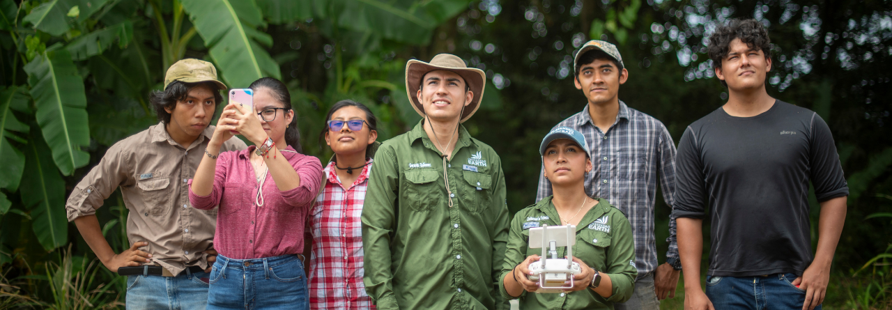 Aprende sobre herramientas tecnológicas y agricultura de precisión con e-Learning by Doing, también disponible en IOS y Android.